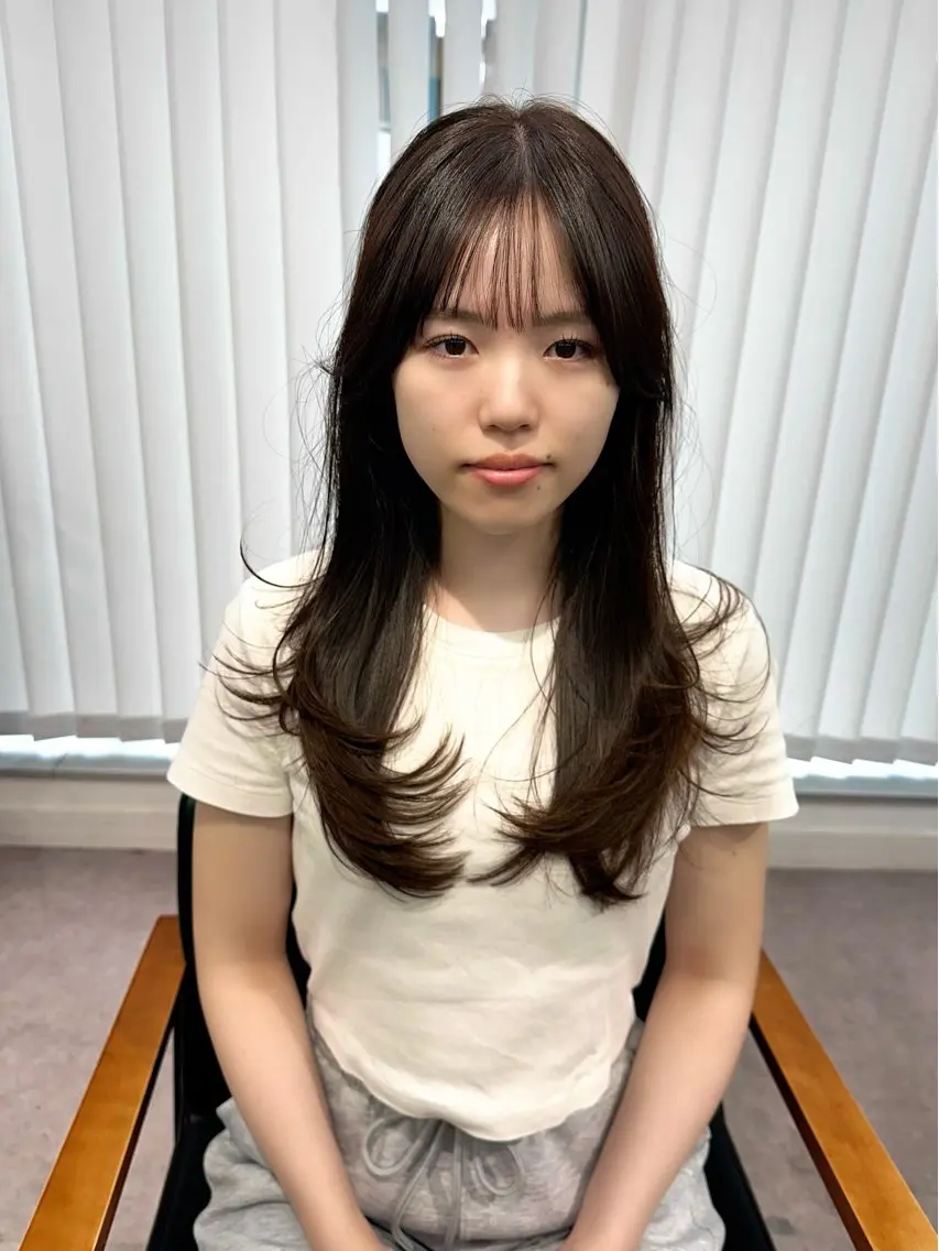 ロング カラー パーマ ヘアアレンジ メンズ キッズ レイヤーカット／ 巻ける縮毛矯正のヘアスタイル