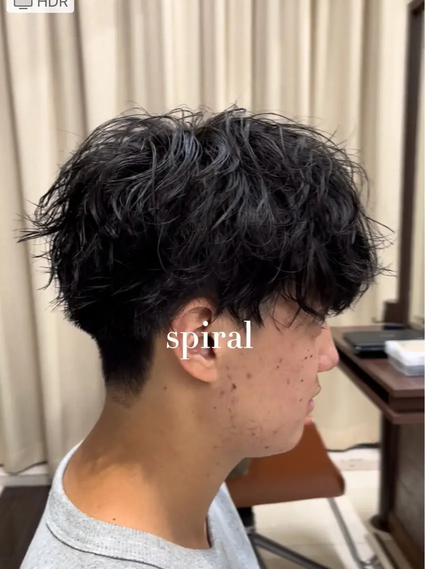 ショート パーマ メンズ メンズパーマ ツイストスパイラルパーマ スパイラルパーマ 🧊メンズ特化🧊 高木航希のヘアスタイル
