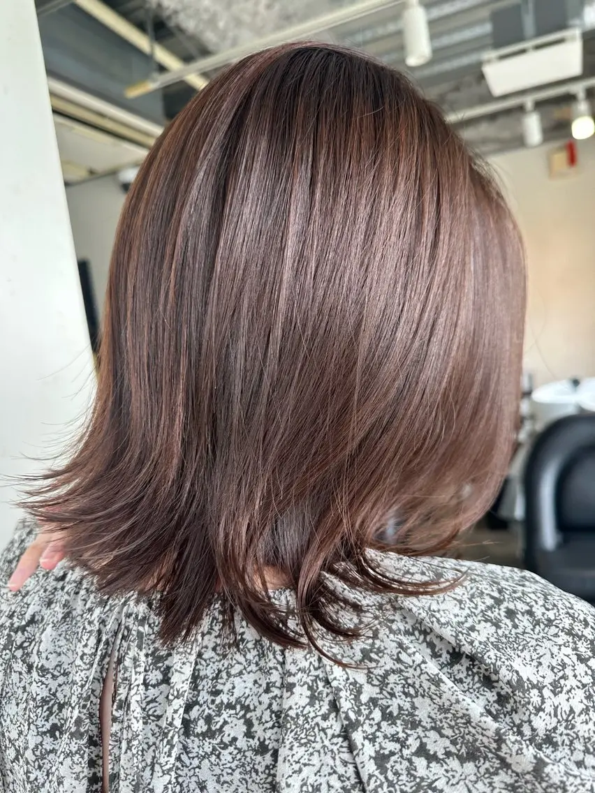 ミディアム アッシュ ボブ くびれヘア ハイライト 韓国風ヘア うる艶カラー美容師 ayumiのヘアスタイル