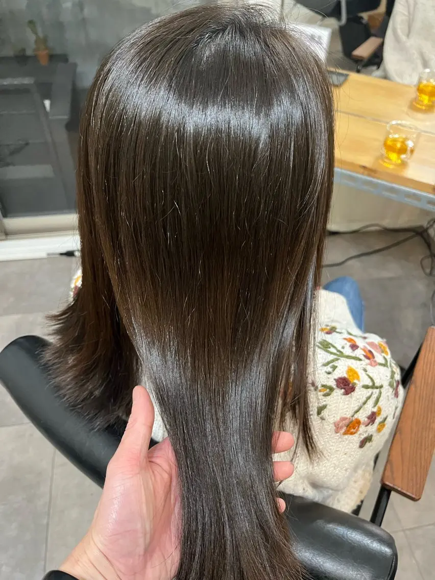 ミディアム カラー ヘアカラー トリートメント OFF YUYAのヘアスタイル