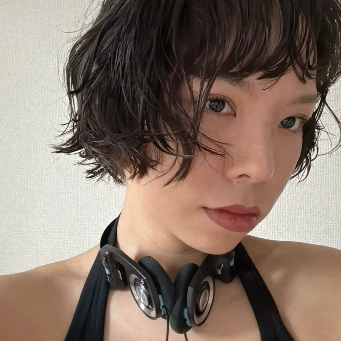 パーマ シロマ ライカのヘアスタイル
