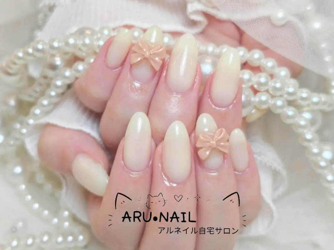 ネイル ワンカラーネイル リボン ARU·NAIL 自宅サロン港区宝神のネイルデザイン