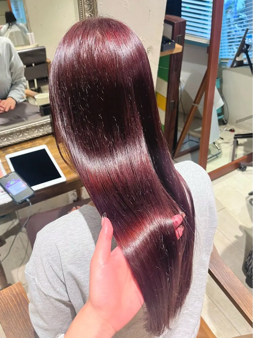 ロング カラー ブリーチ ダブルカラー ブリーチなしカラー レッドカラー ヘアカラー さとう ちほみ🐼のヘアスタイル