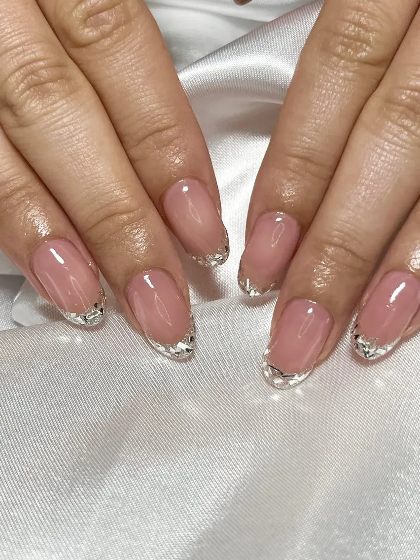 ネイル フレンチネイル ガラスフレンチ ハンドネイル nailsalon mintのネイルデザイン