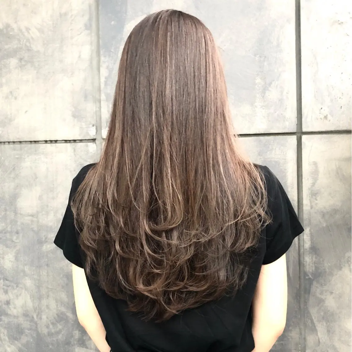 ロング ヨシンモリ ムルギョル巻き 韓国風ヘア レイヤーカット シースルーバング K-POP好き美容師 🇰🇷Kai.Yのヘアスタイル