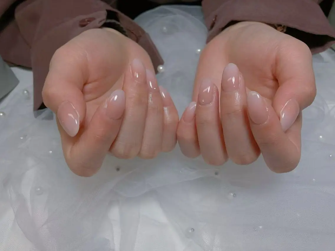 ネイル アートネイル チークネイル 桜ネイル クリアネイル 長さ出し Rs nail 新宿西口のネイルデザイン