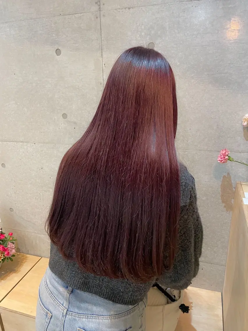 ロング カラー ブリーチ ボルドーカラー ダブルカラー ブリーチなしカラー ヘアカラー トリートメント 【表参道】Ruri デジタルパーマのヘアスタイル