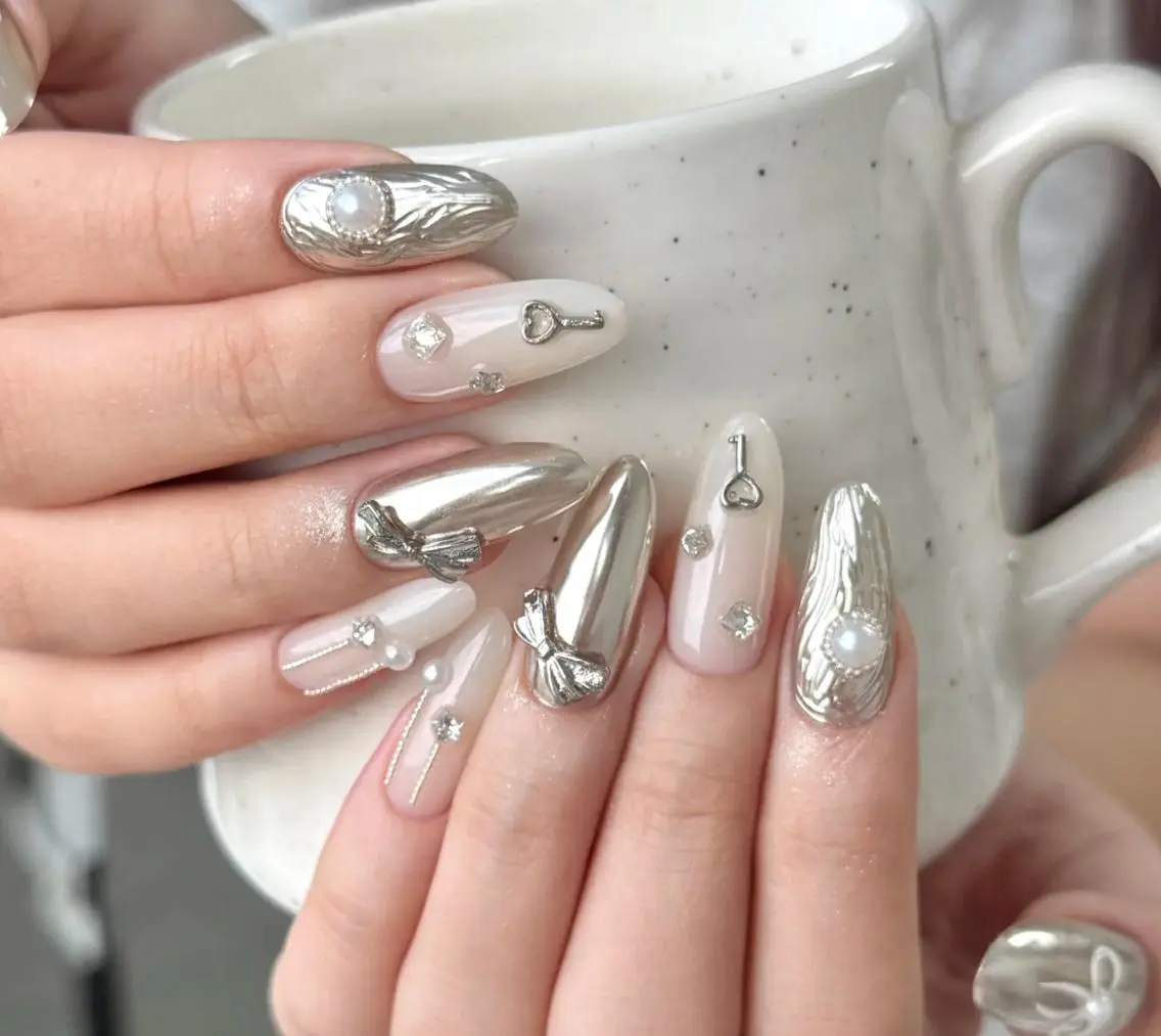 ネイル ハンドネイル ハンドケア 🍑 momo_nailのネイルデザイン