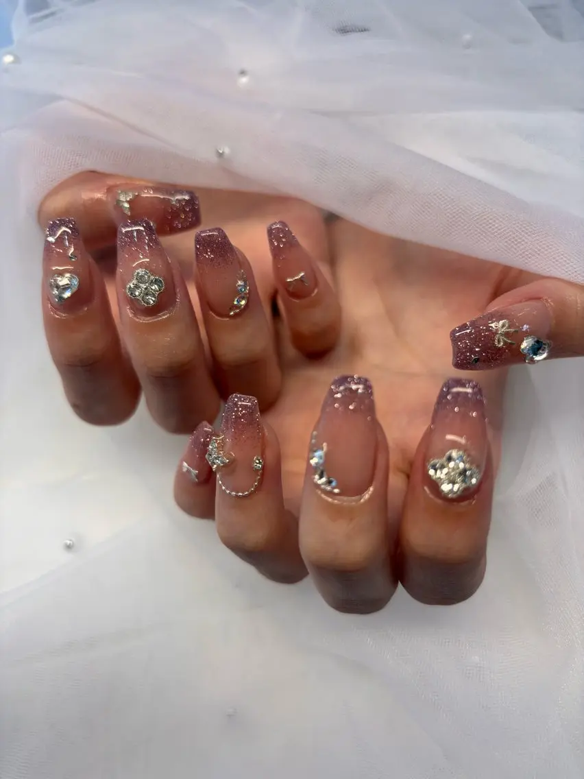 ネイル ハンドネイル nailsalon cozy.cutilのネイルデザイン