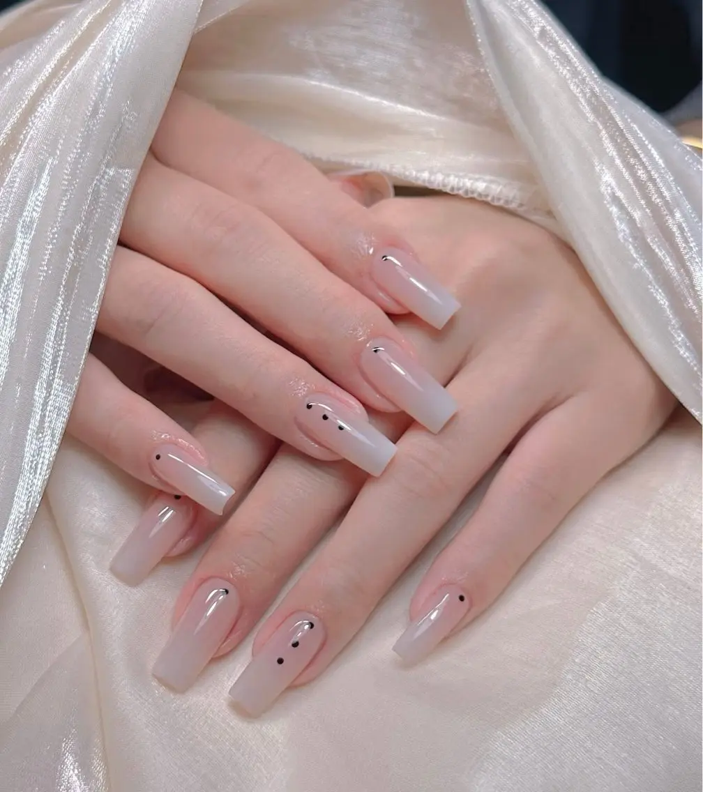 ネイル Hin Nailのネイルデザイン