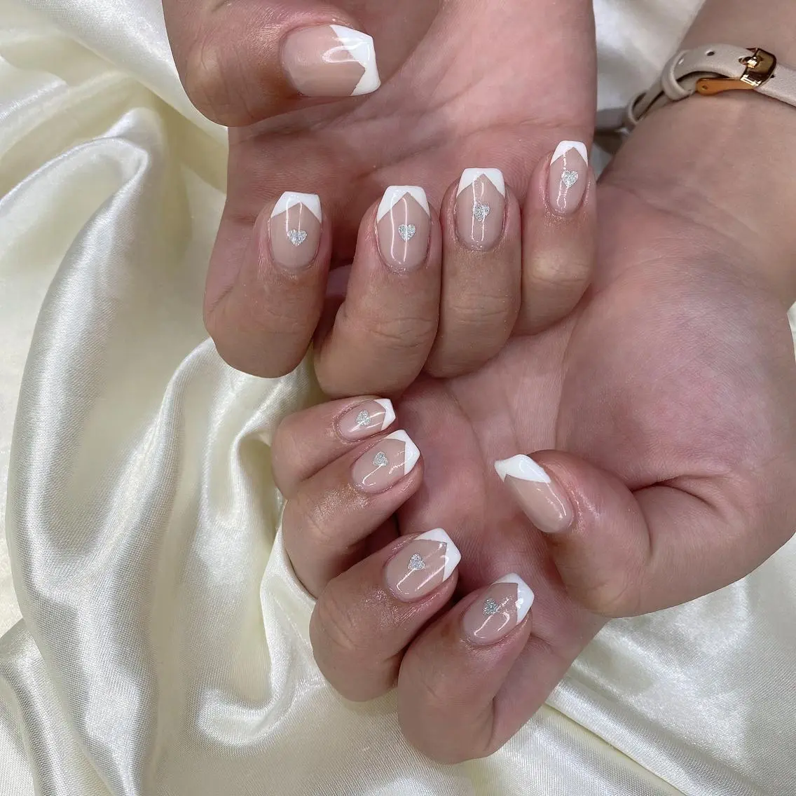 ネイル ハンドネイル 西岡 杏のネイルデザイン