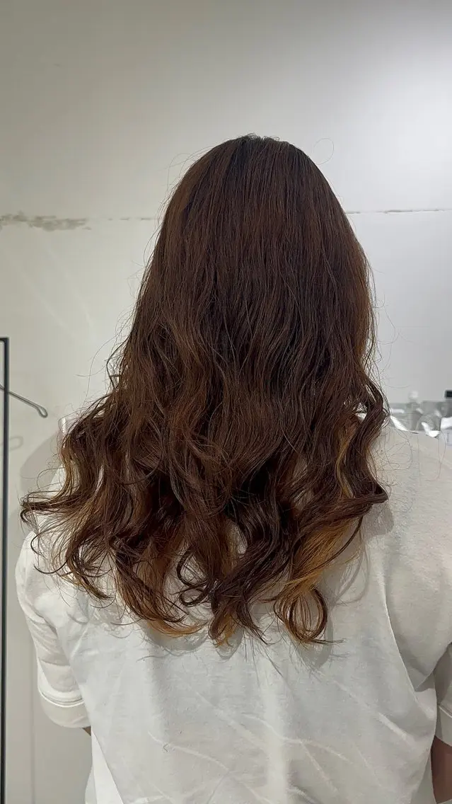 セミロング セミロングパーマ 秦 啓輔のヘアスタイル