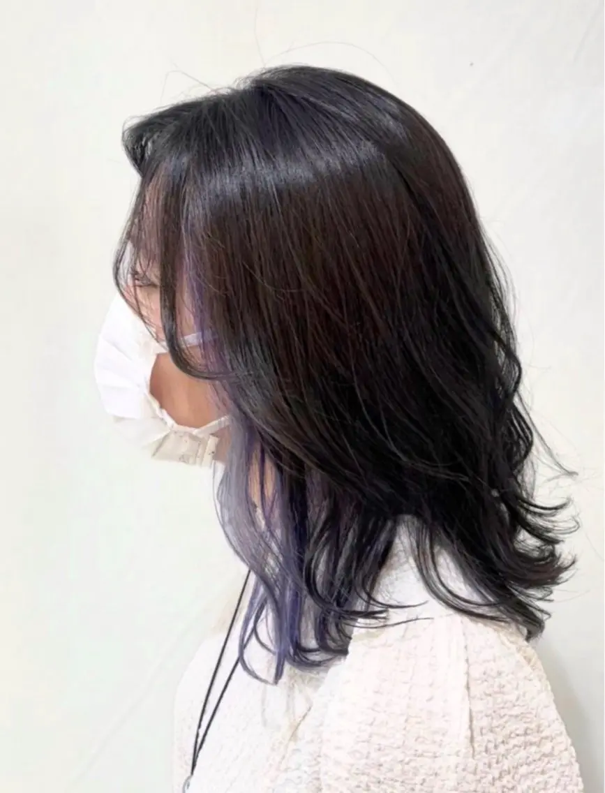 セミロング カラー インナーカラー 髪質改善縮毛矯正 💎TOMOのヘアスタイル