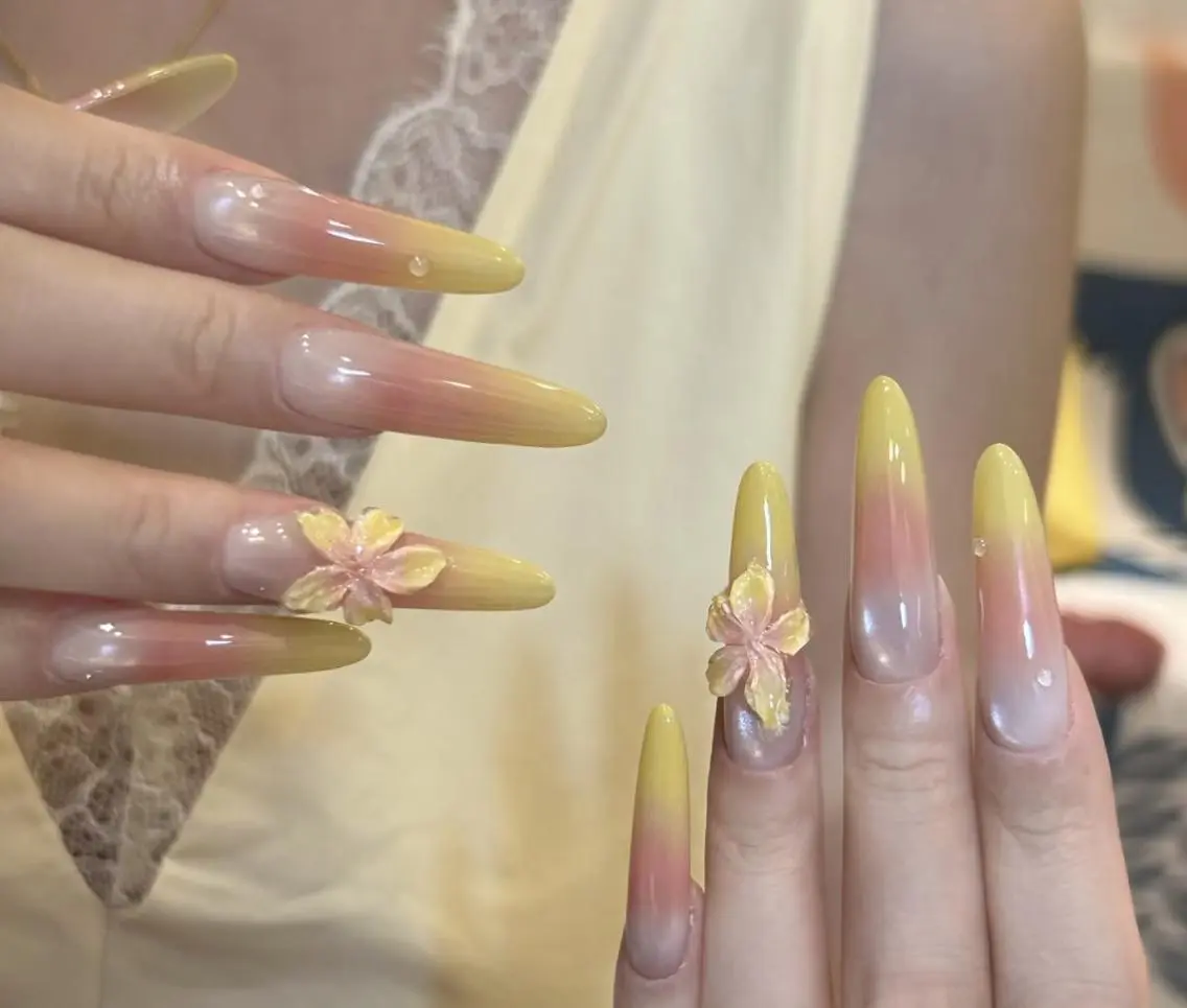 ネイル ハンドネイル Pure&Rich Nailのネイルデザイン