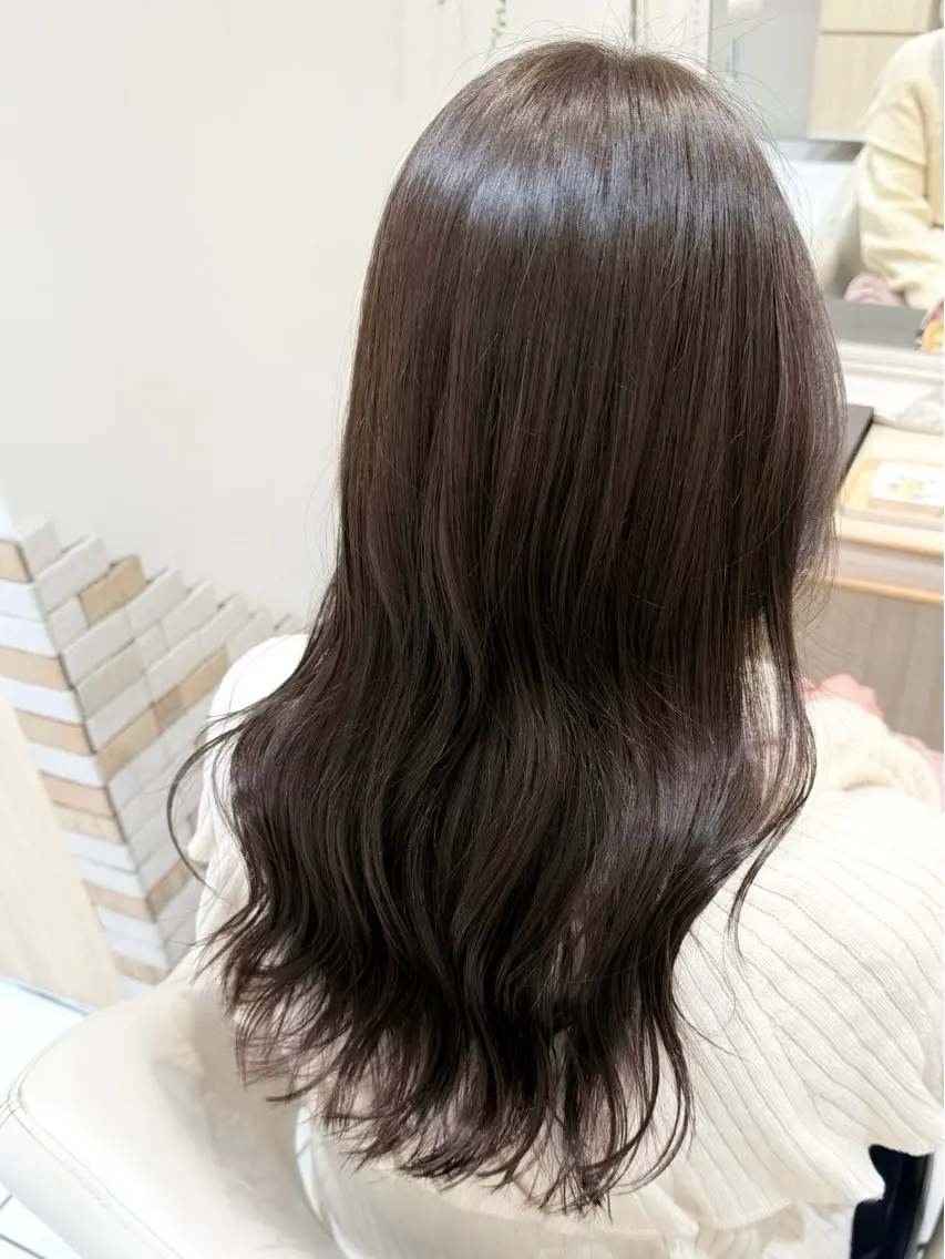 カラー オリーブカラー 透明感カラー🩷 Nozomiのヘアスタイル