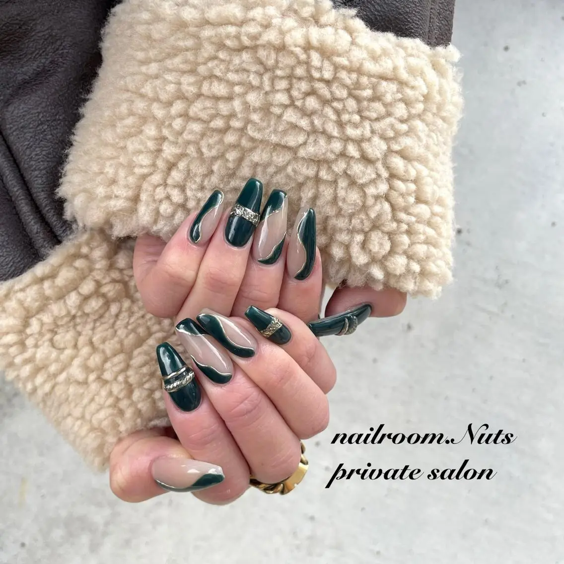 ネイル ハンドネイル nailsalon Nutsのネイルデザイン