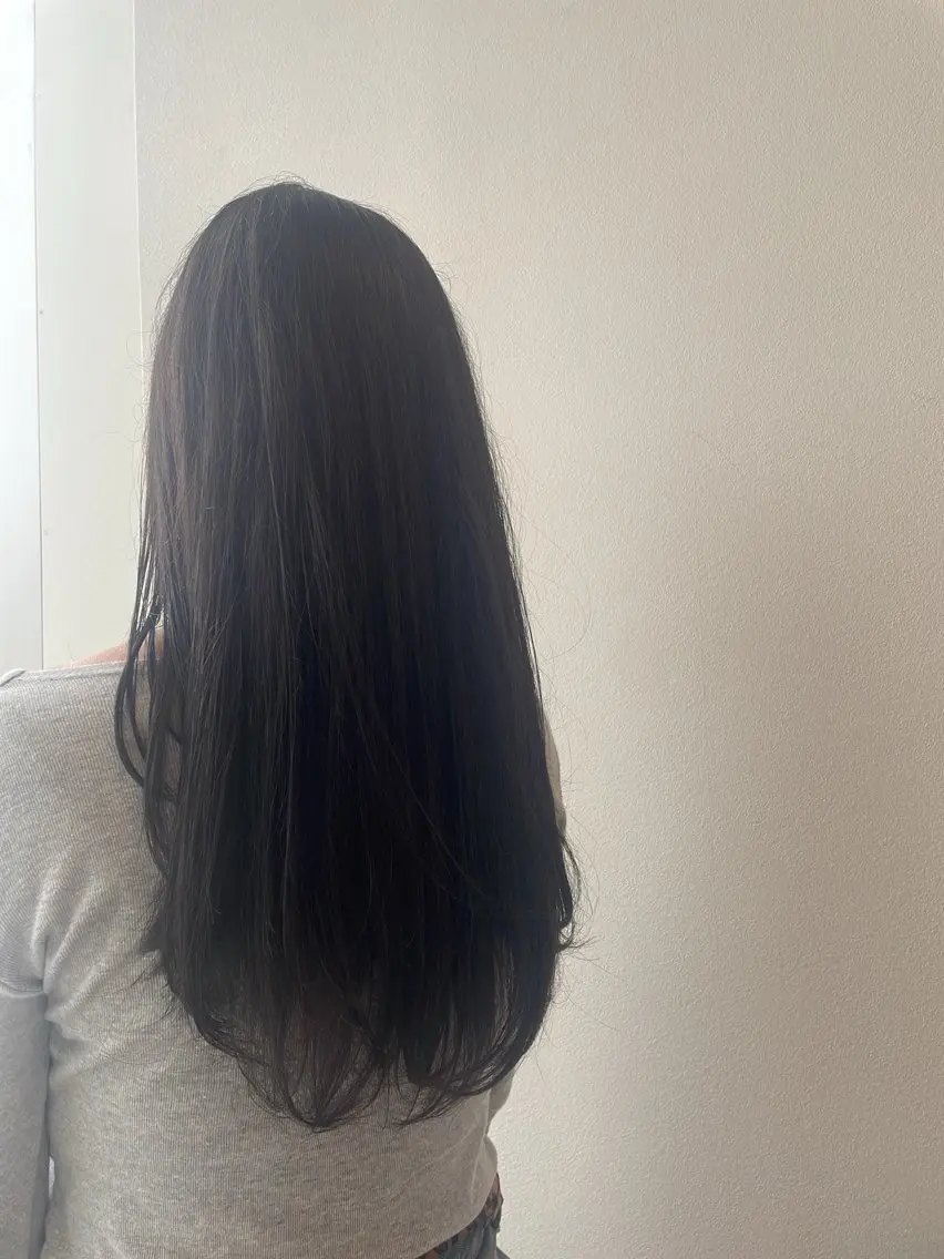 ロング 平 真亜里のヘアスタイル