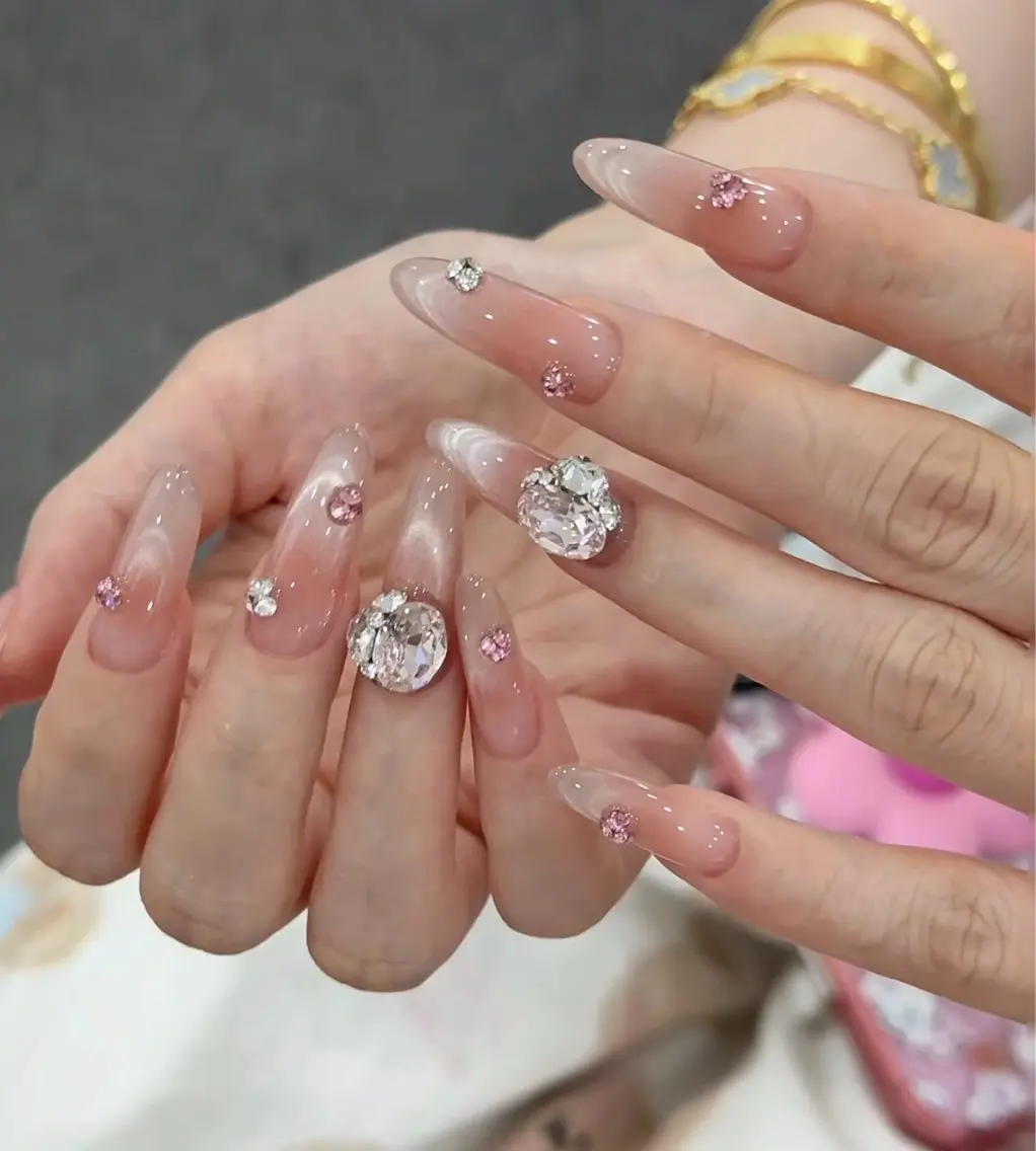 ネイル ハンドネイル Rina Mika Nailsのネイルデザイン