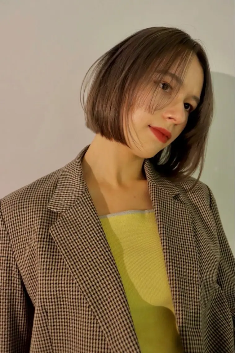 ミディアム カラー ベージュカラー 透明感カラー グレージュ ボブ カラー/レイヤー/ 髪質改善/PAAQのヘアスタイル