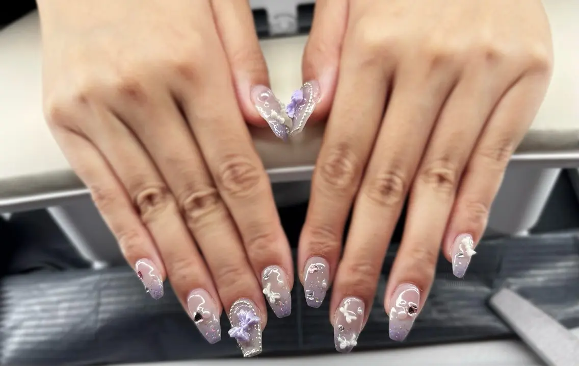 ネイル . Yuriのネイルデザイン