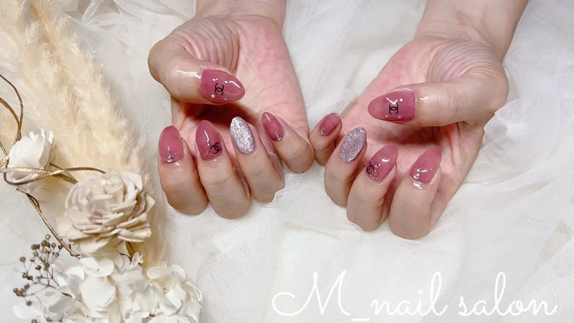 ネイル シンプルネイル M_ nail salonのネイルデザイン