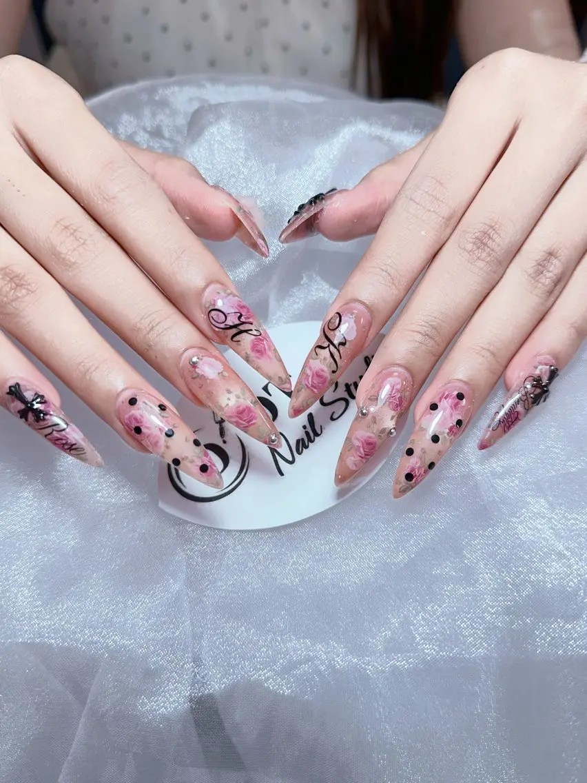 ネイル ハンドネイル DT nailのネイルデザイン