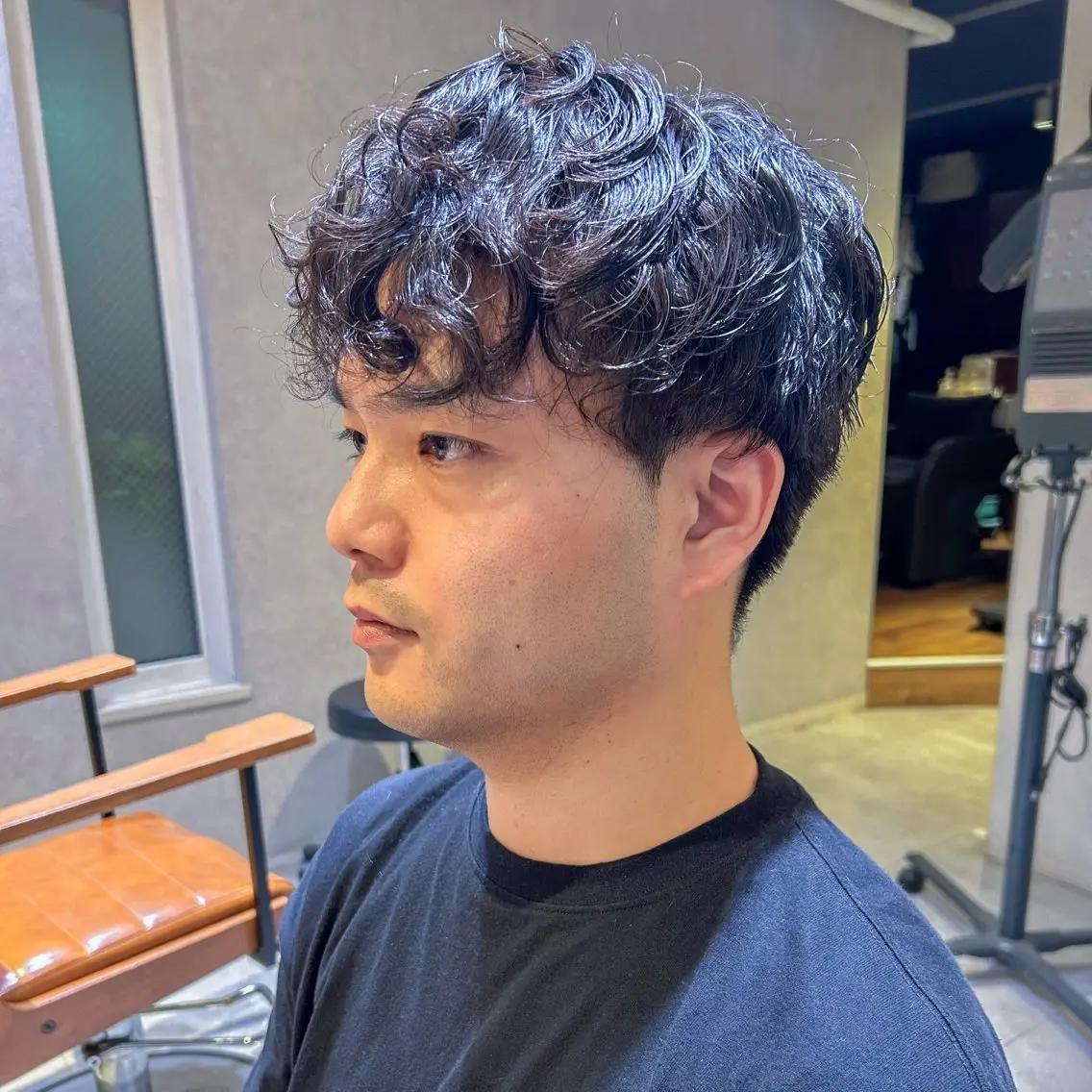 ショート パーマ メンズ マッシュ メンズパーマ カット パーマ 甲斐 瑞稀のヘアスタイル