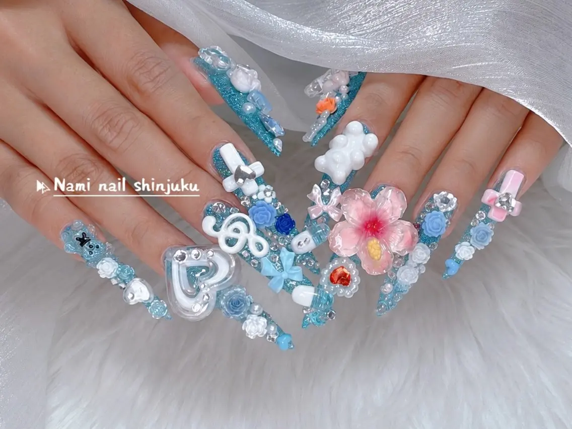 ネイル 長さ出し ガーリー 韓国ネイル ロングネイル 持ち込み ハンドネイル Nami nail salonのネイルデザイン
