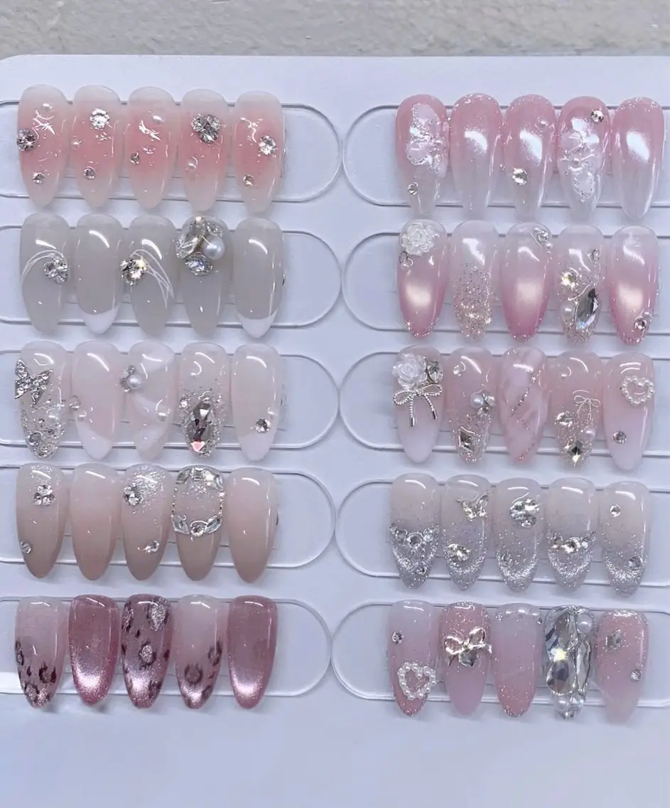 ネイル NailSalon✨ Écrinエクランのネイルデザイン