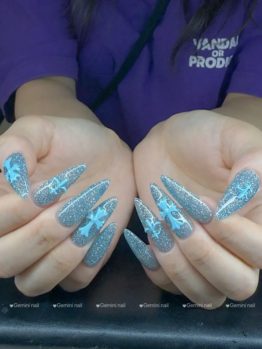 ネイル ネイルチップ Gemini nail.Yukiのネイルデザイン