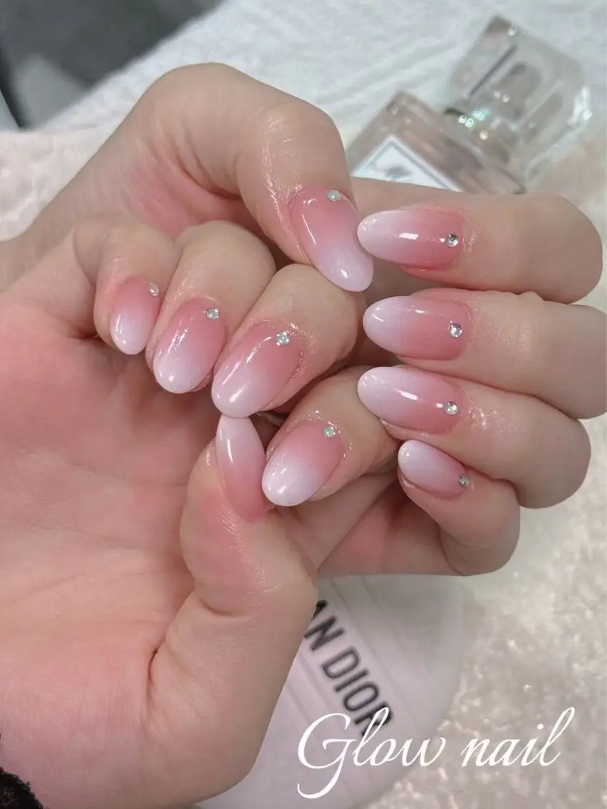 ネイル Glow Nail スカルプ専門店のネイルデザイン