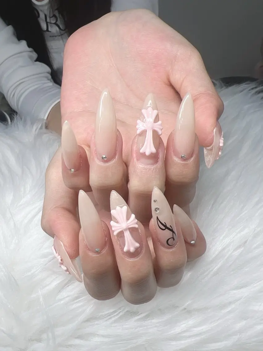 ネイル ハンドネイル Lee Nails チップ長さだし専門店のネイルデザイン