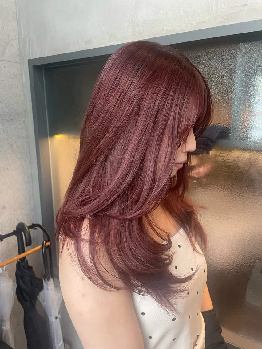ロング カラー ヘアカラー 小澤 わかなのヘアスタイル