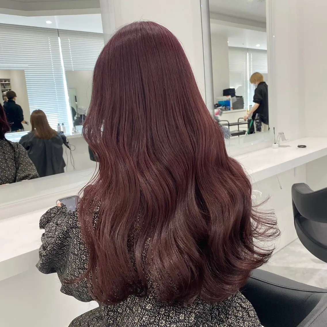 セミロング カラー ヘアアレンジ 🪞THEATER 表参道店🩰のヘアスタイル