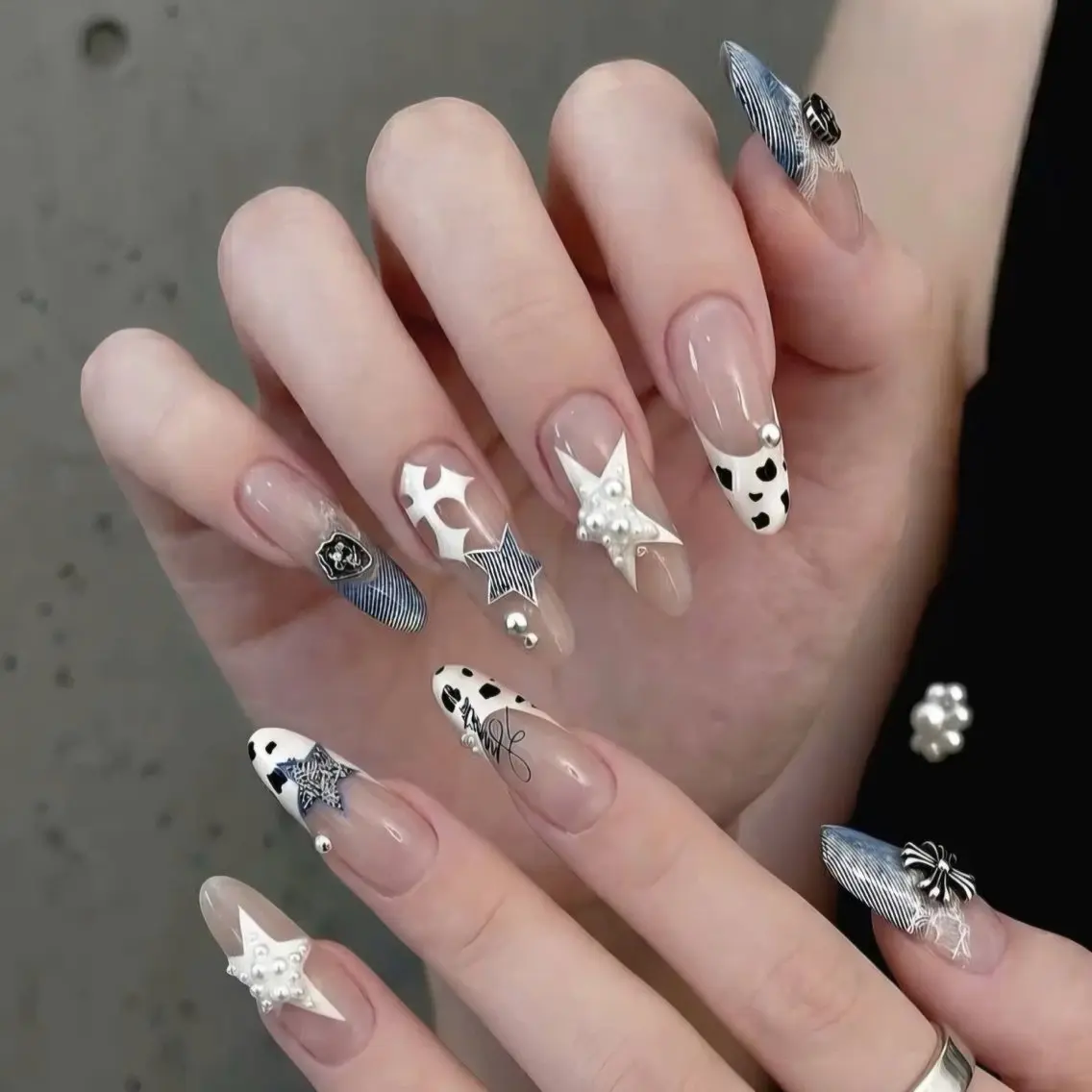 ネイル ロングネイル スカルプネイル シルバー ハンドネイル フットネイル Umee Nailのネイルデザイン