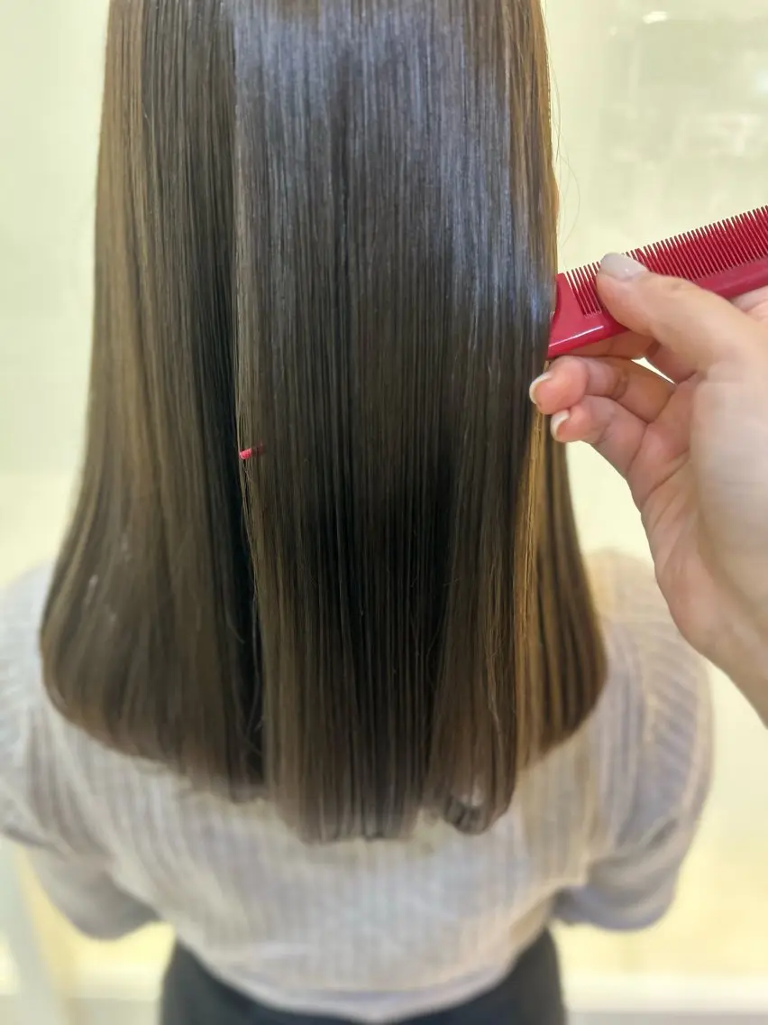 セミロング カラー カット ヘアカラー トリートメント 縮毛矯正/髪質改善/ 艶髪ササキナツミのヘアスタイル