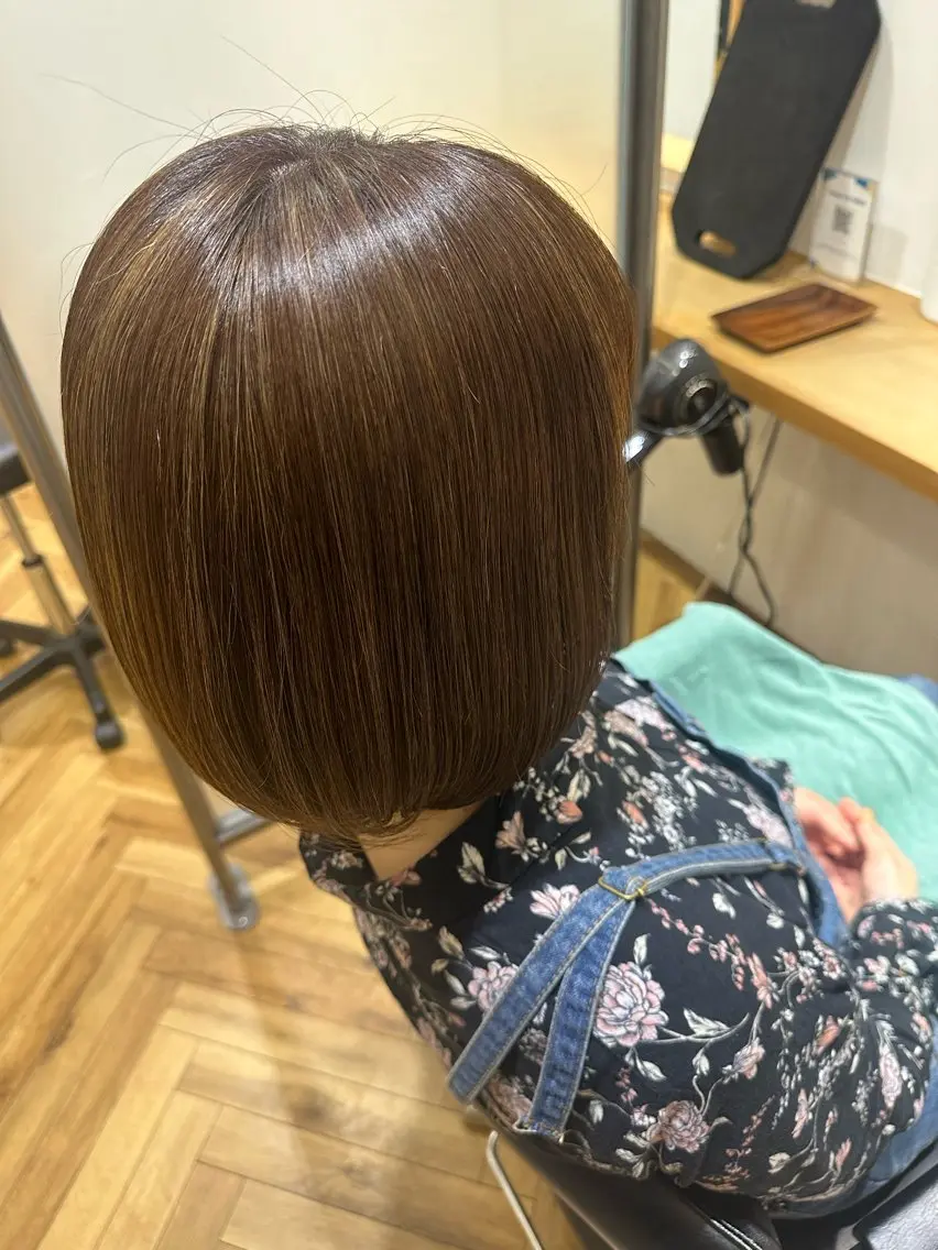 ショート カラー ベージュカラー トリートメント 織田 ゆみのヘアスタイル
