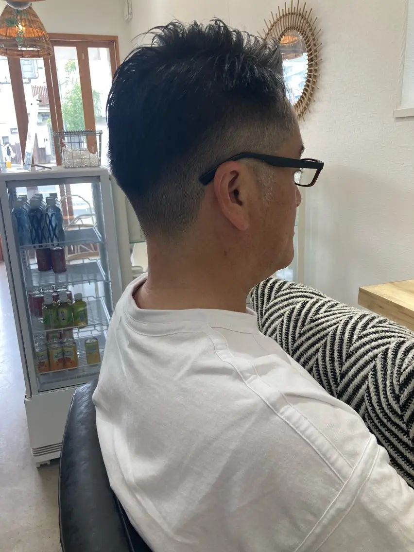 ショート 松谷 遼のヘアスタイル