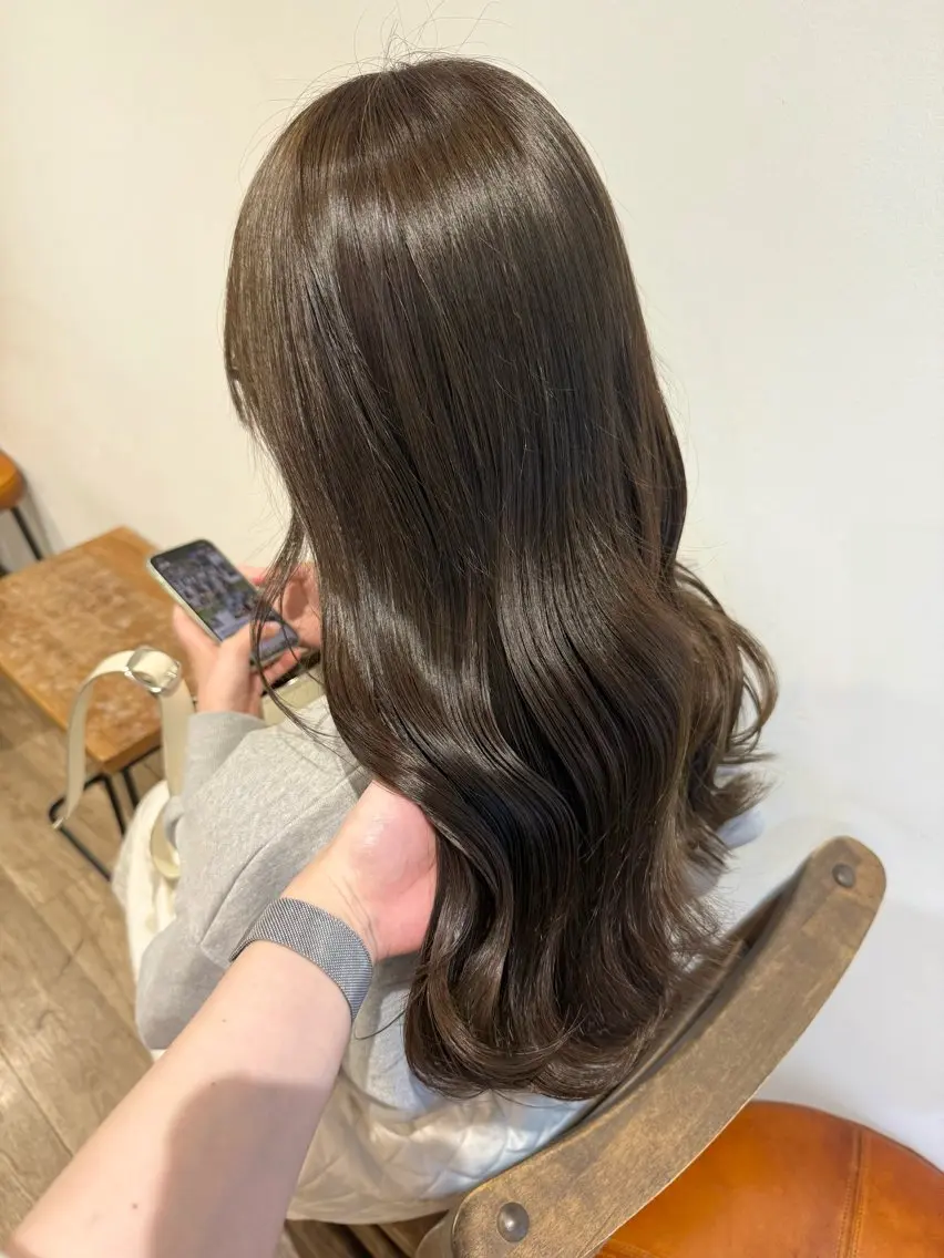 ロング カラー ヘアアレンジ カット ヘアカラー トリートメント Himawari♡ 柔らかいカラーのヘアスタイル