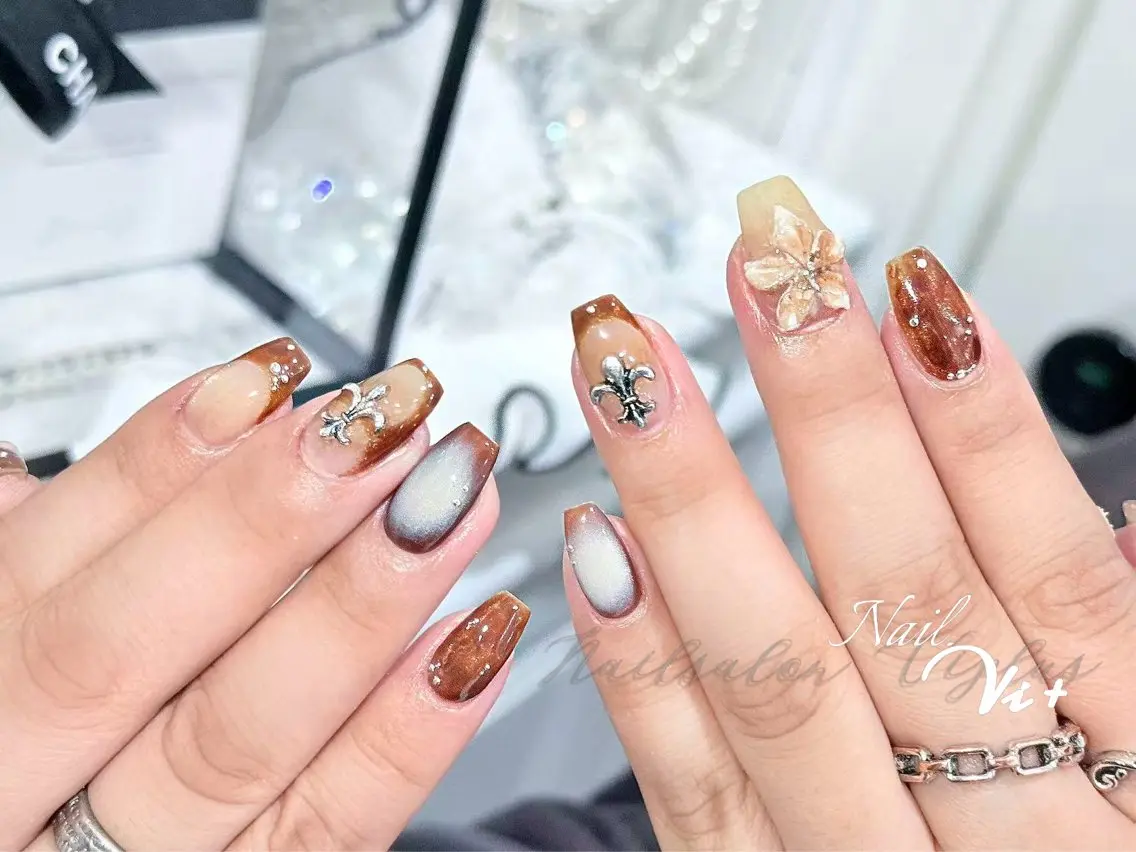 ネイル ハンドネイル ✨Nailsalon Vi+✨のネイルデザイン