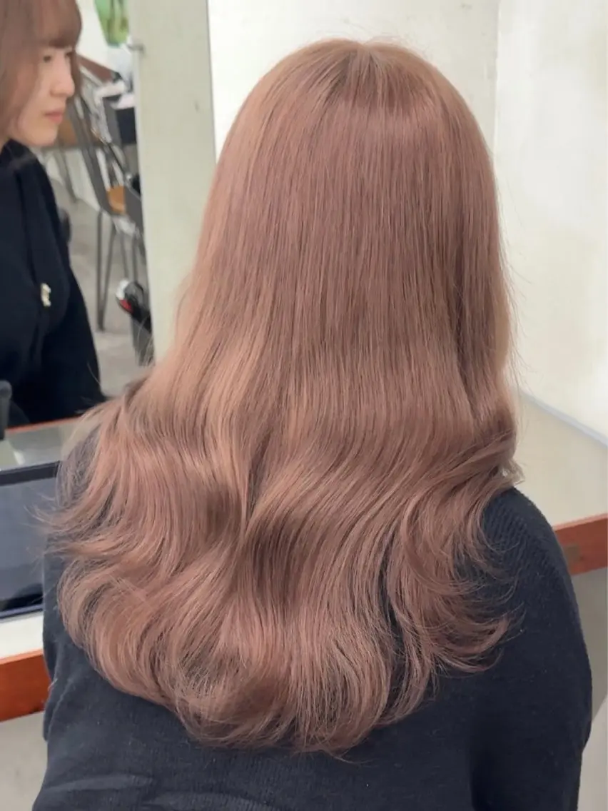 ロング カラー ベージュカラー ブリーチ ケアブリーチ 透明感カラー デザインカラー カット ヘアカラー トリートメント 似合わせカット/ ハイトーン/aoiのヘアスタイル