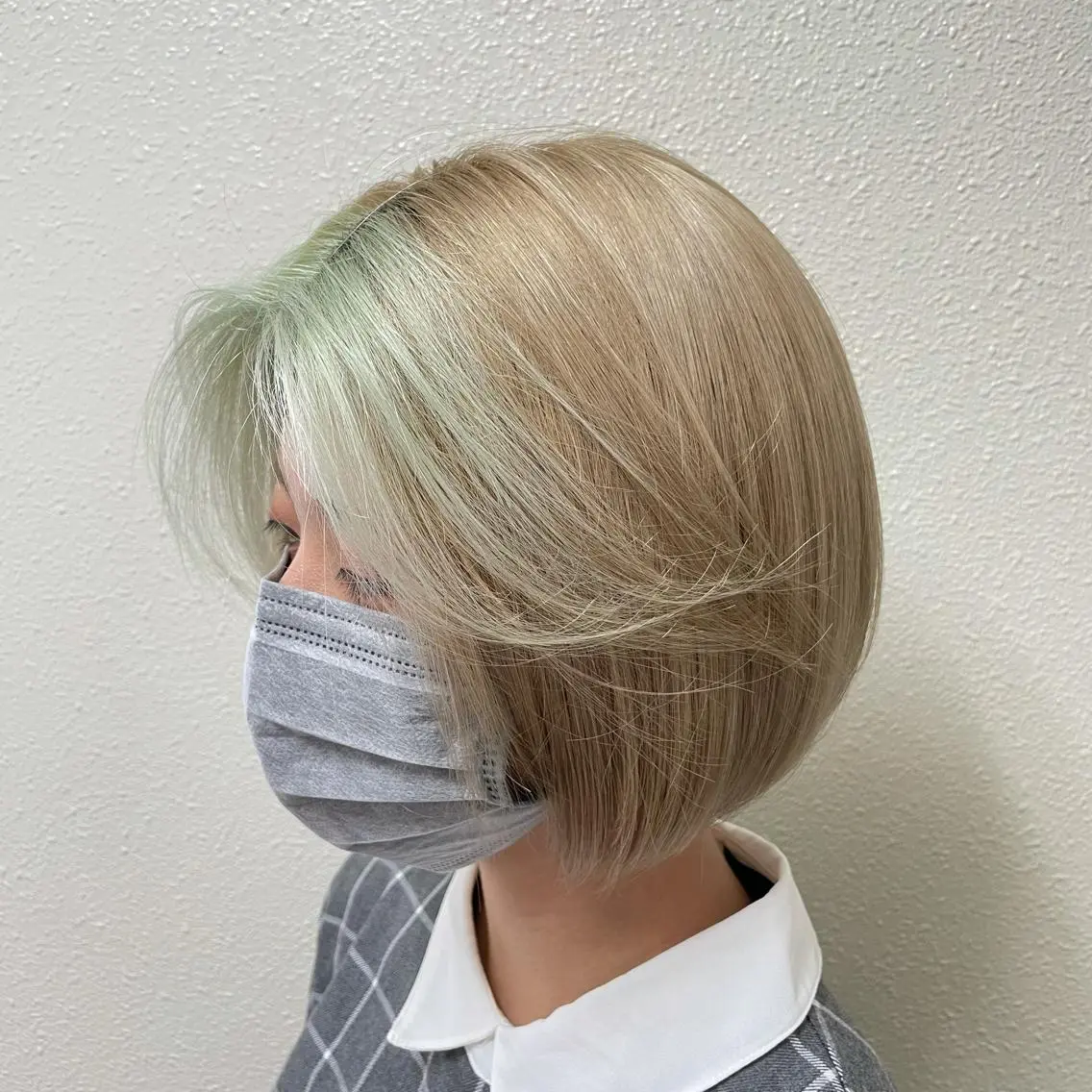 ミディアム カラー パーマ ヘアアレンジ メンズ キッズ ネイル マツエク・マツパ メンズバレイヤージュ メンズブリーチ メンズハイライト メンズインナーカラー メンズ韓国風 切りっぱなしヘアボブ ミディアムヘアRYOのヘアスタイル