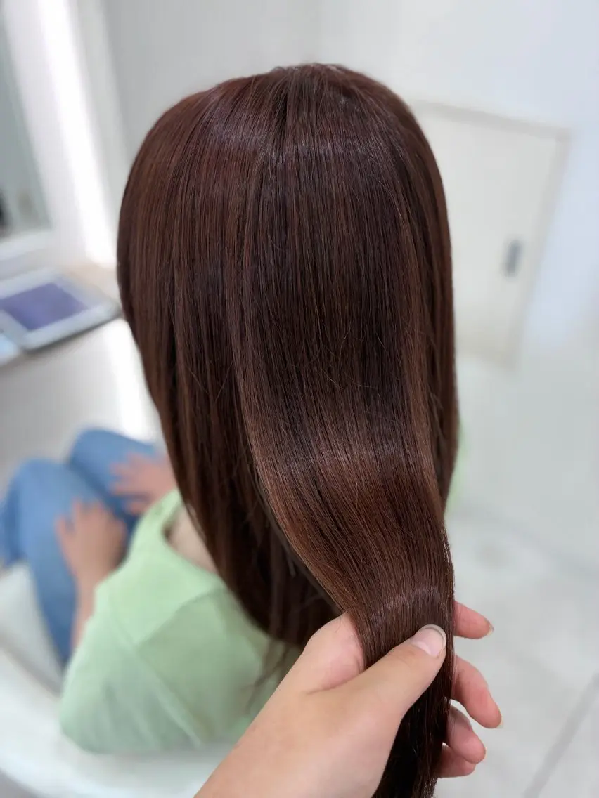 ロング カット ヘアカラー トリートメント Hinata🫧 レイヤー×髪質改善のヘアスタイル