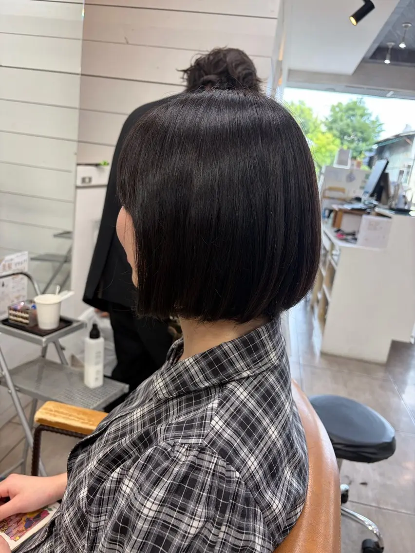 ミディアム ボブ カット ヘアカラー レイヤーカット🎀 よしいあまねのヘアスタイル
