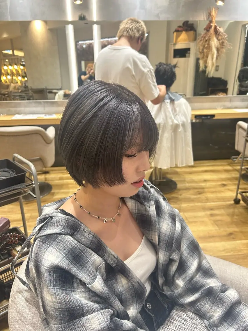 カラー ブルーカラー fizelle天王寺 井上椋介のヘアスタイル