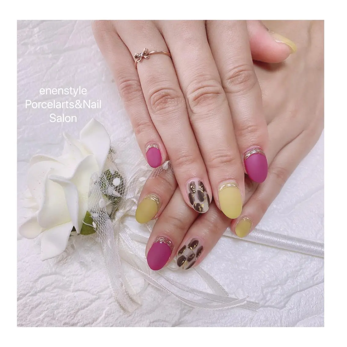 ミディアム ネイル 🐾enen style 🐾のネイルデザイン