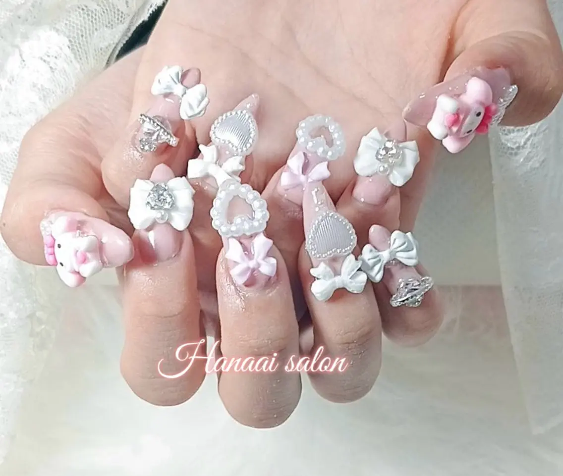 セミロング ハンドネイル Hanaai Salon新宿店のネイルデザイン