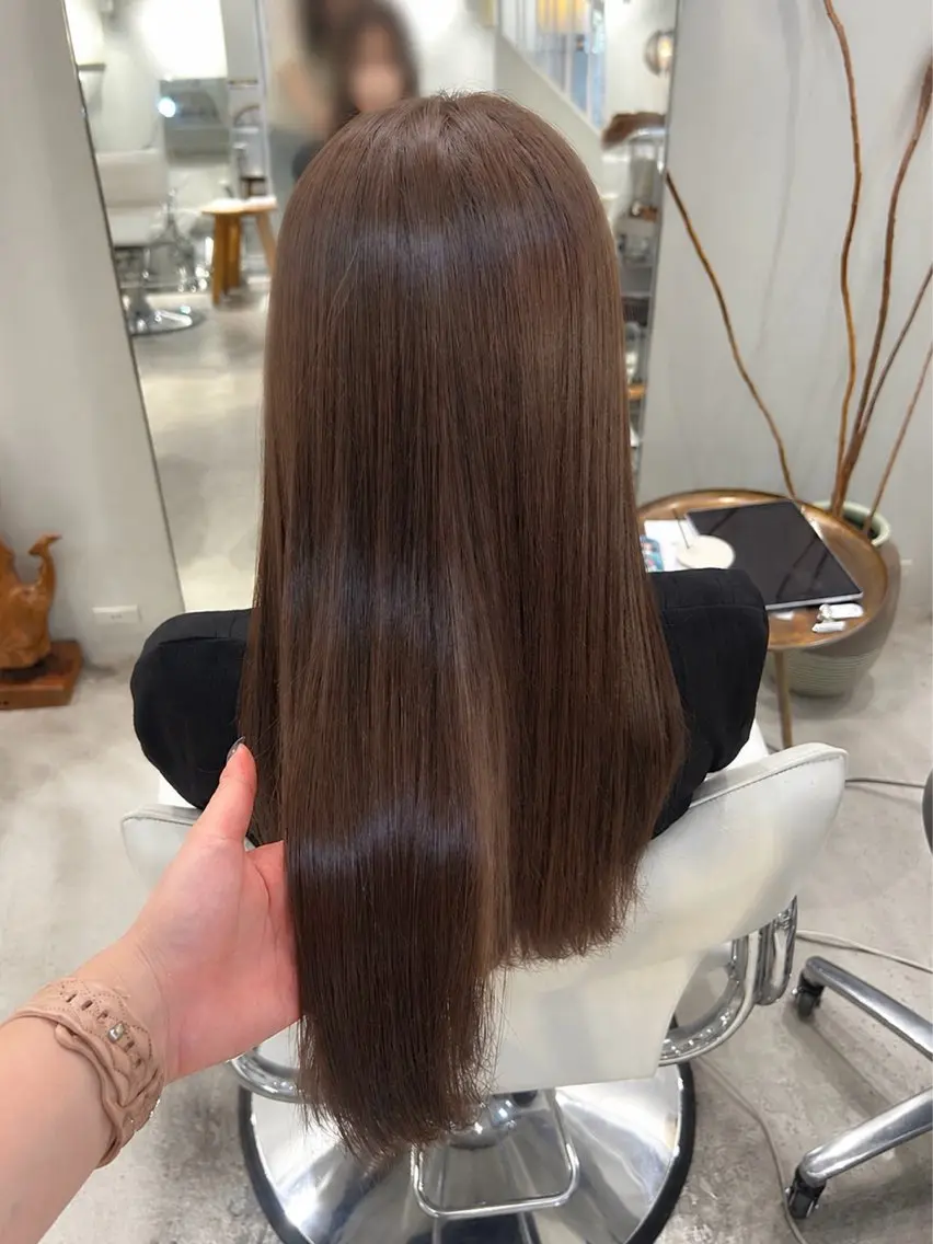 ロング カラー ヘアカラー 篠原 若奈のヘアスタイル