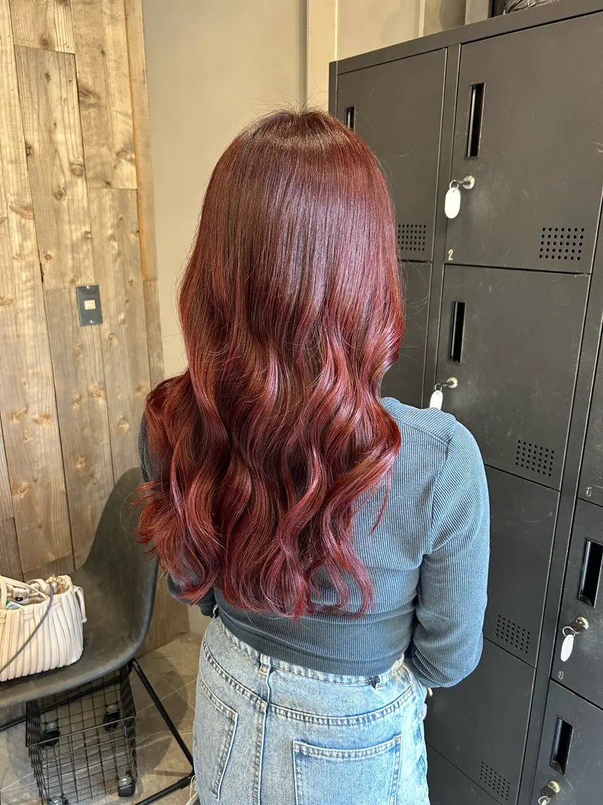 ロング カラー レッドカラー レイヤーカット カット ヘアカラー 艶髪/髪質改善 yukaのヘアスタイル