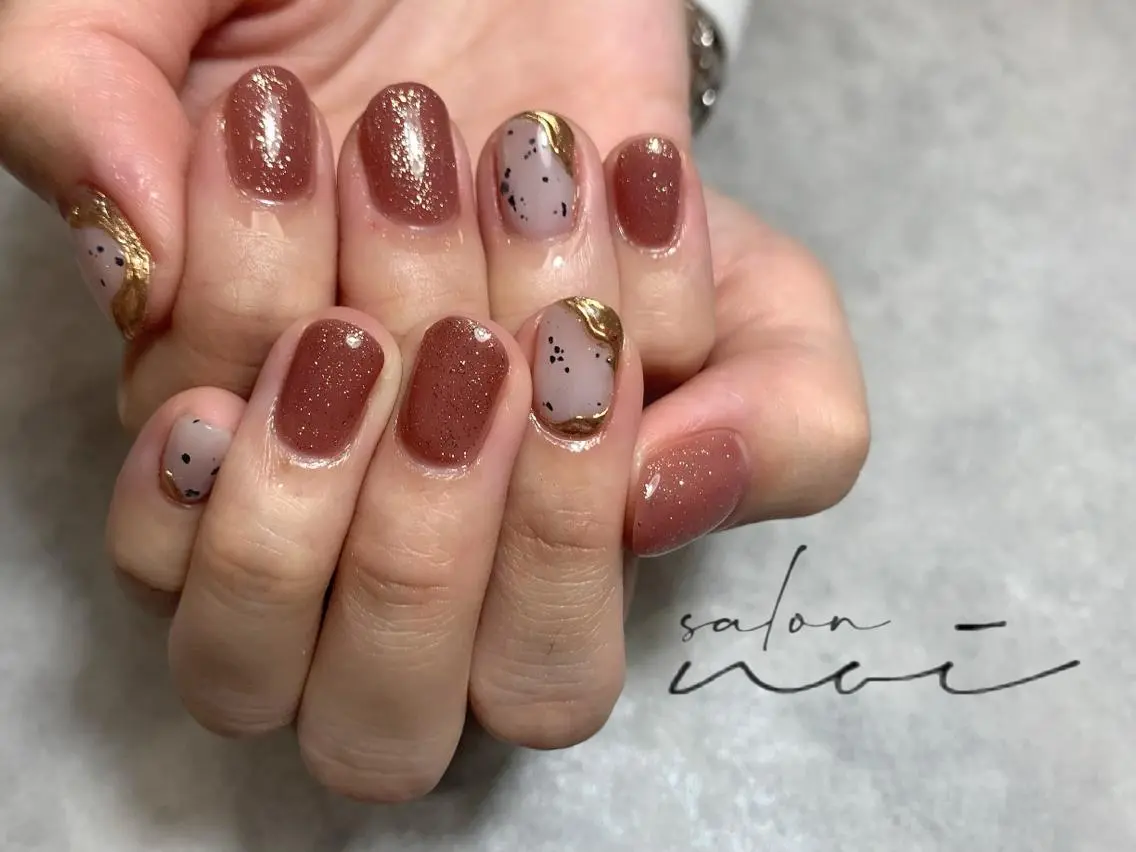 ネイル ミラーネイル ハンドネイル salon noiのネイルデザイン